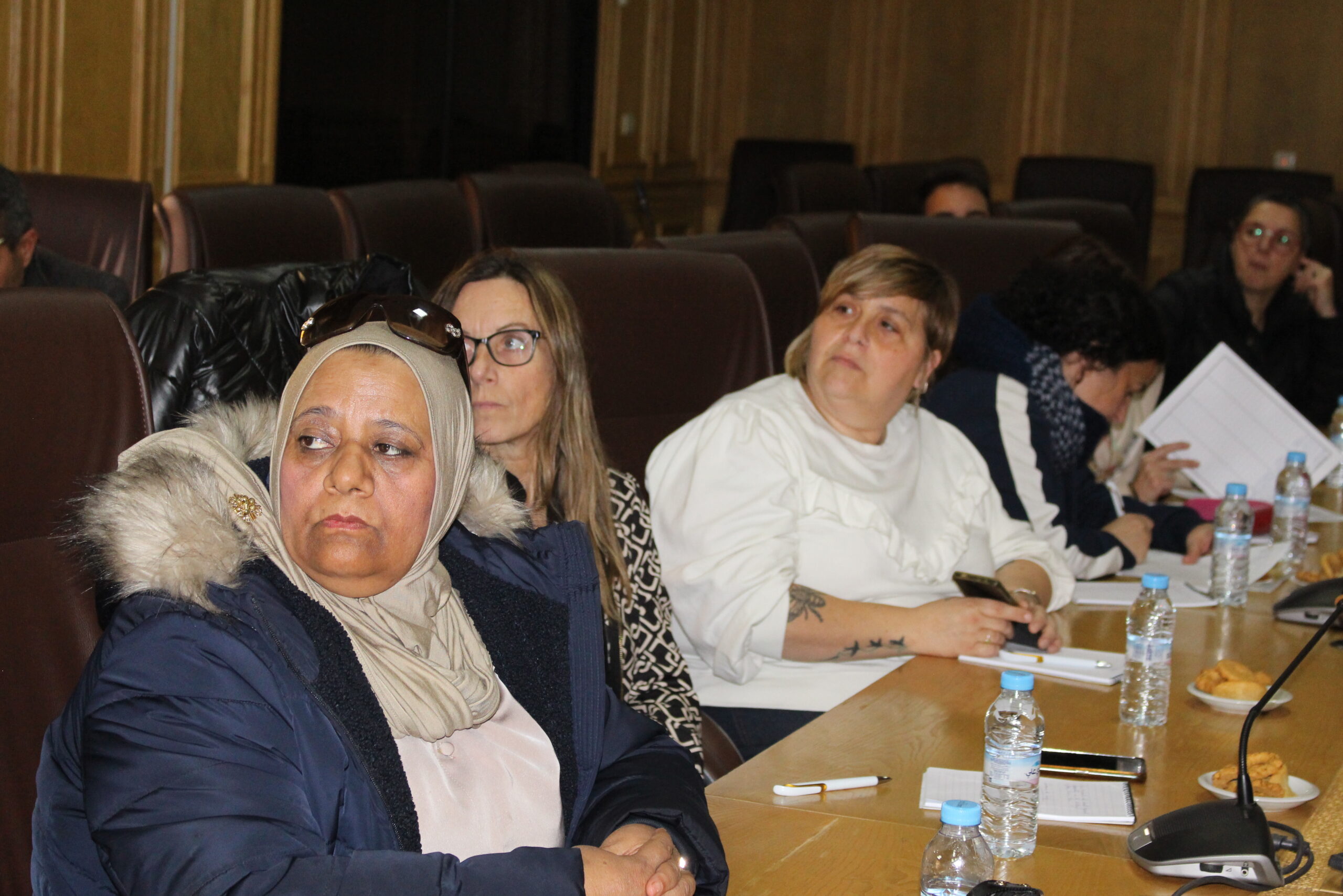 رئيس جماعة وجدة يستقبل وفدًا من بلديات جهة كتالونيا الإسبانية لتعزيز التعاون والتنمية المستدامة 11 IMG 7435 scaled