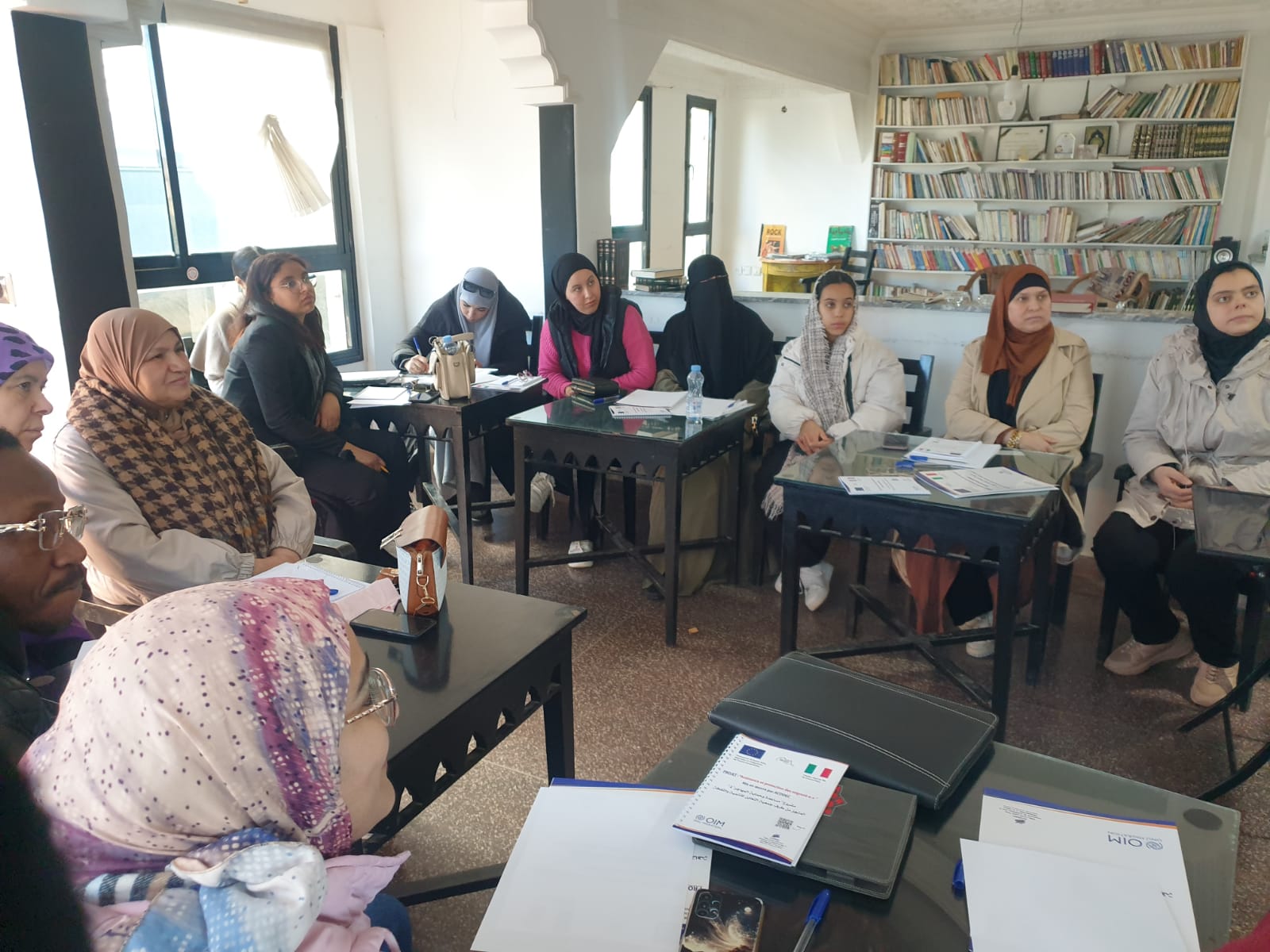جمعية التعاون للتنمية والثقافة تنظم ورشة تكوينية حول حقوق المهاجرين وحمايتهم بجهة الشرق 4 IMG 20250219 WA0165