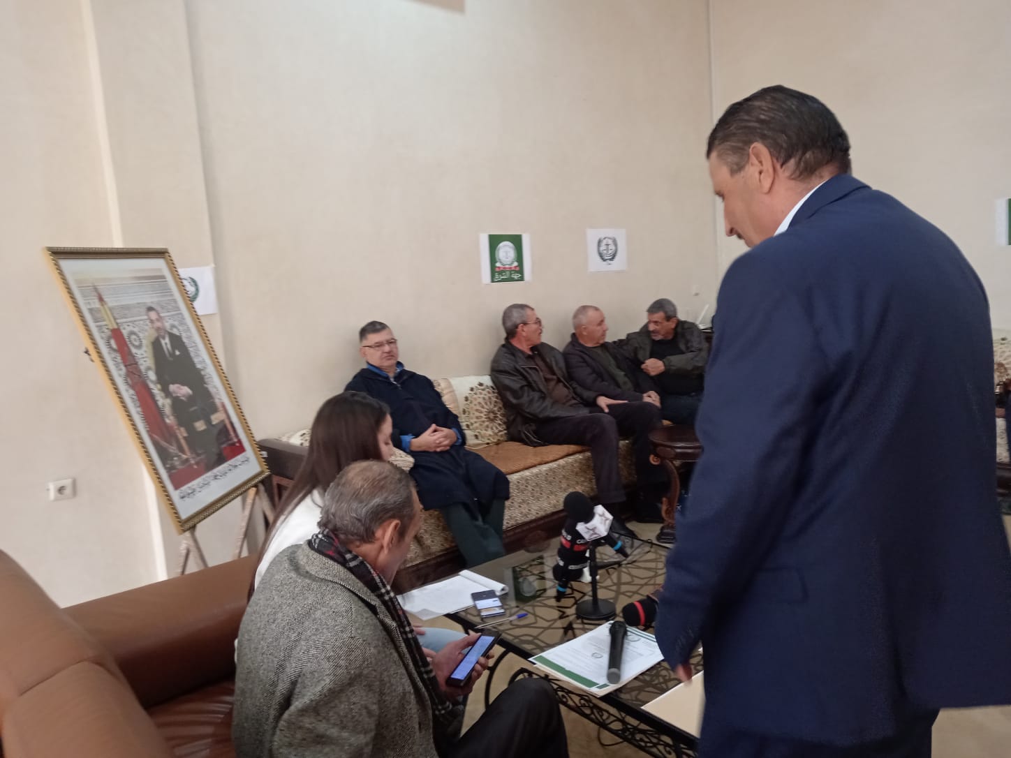 انتخاب السيد بوعلام شيت رئيساً للمكتب الجهوي لجهة الشرق للمركز المغربي للحقوق الإنسان في جمع عام بوجدة 10 IMG 20250222 WA00511