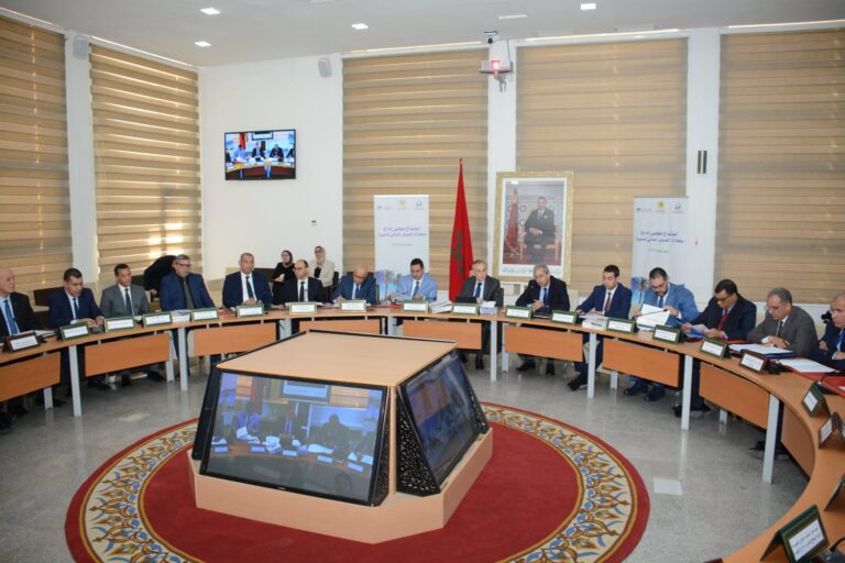 اجتماع مجلس إدارة وكالة الحوض المائي لملوية تقييم المنجزات واستشراف المستقبل 7 IMG 20250328 WA0151