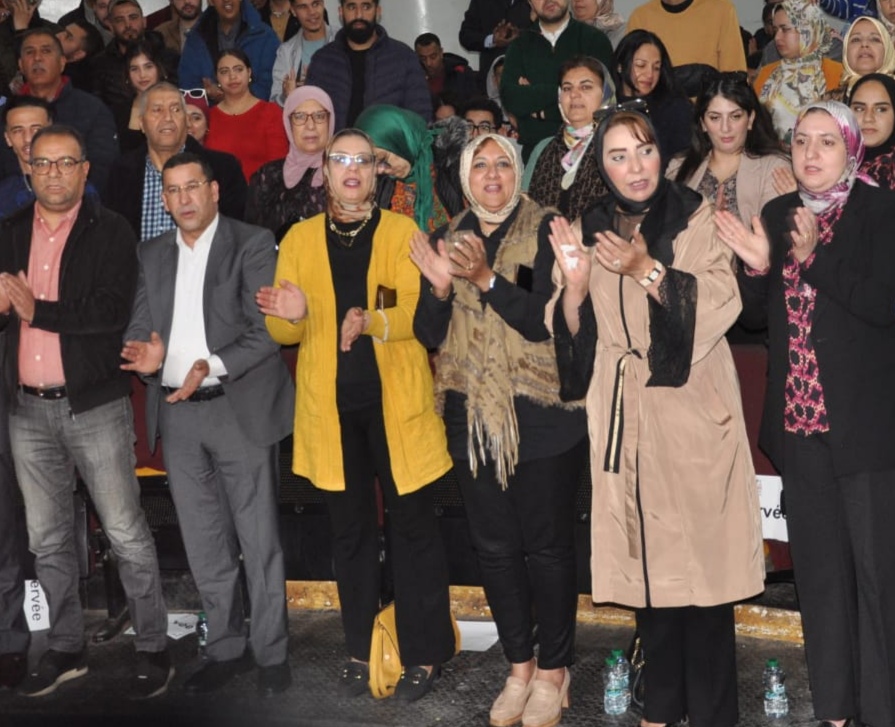 عمر حجيرة يقود أشغال الدورة العادية للمجلس الإقليمي لحزب الاستقلال بوجدة 3 IMG 20250412 205316