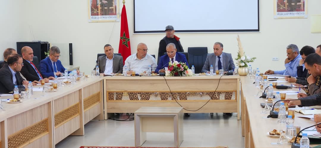 زايو تحتضن اجتماعًا لمكتب غرفة الصناعة التقليدية لجهة الشرق. 2 1000096773