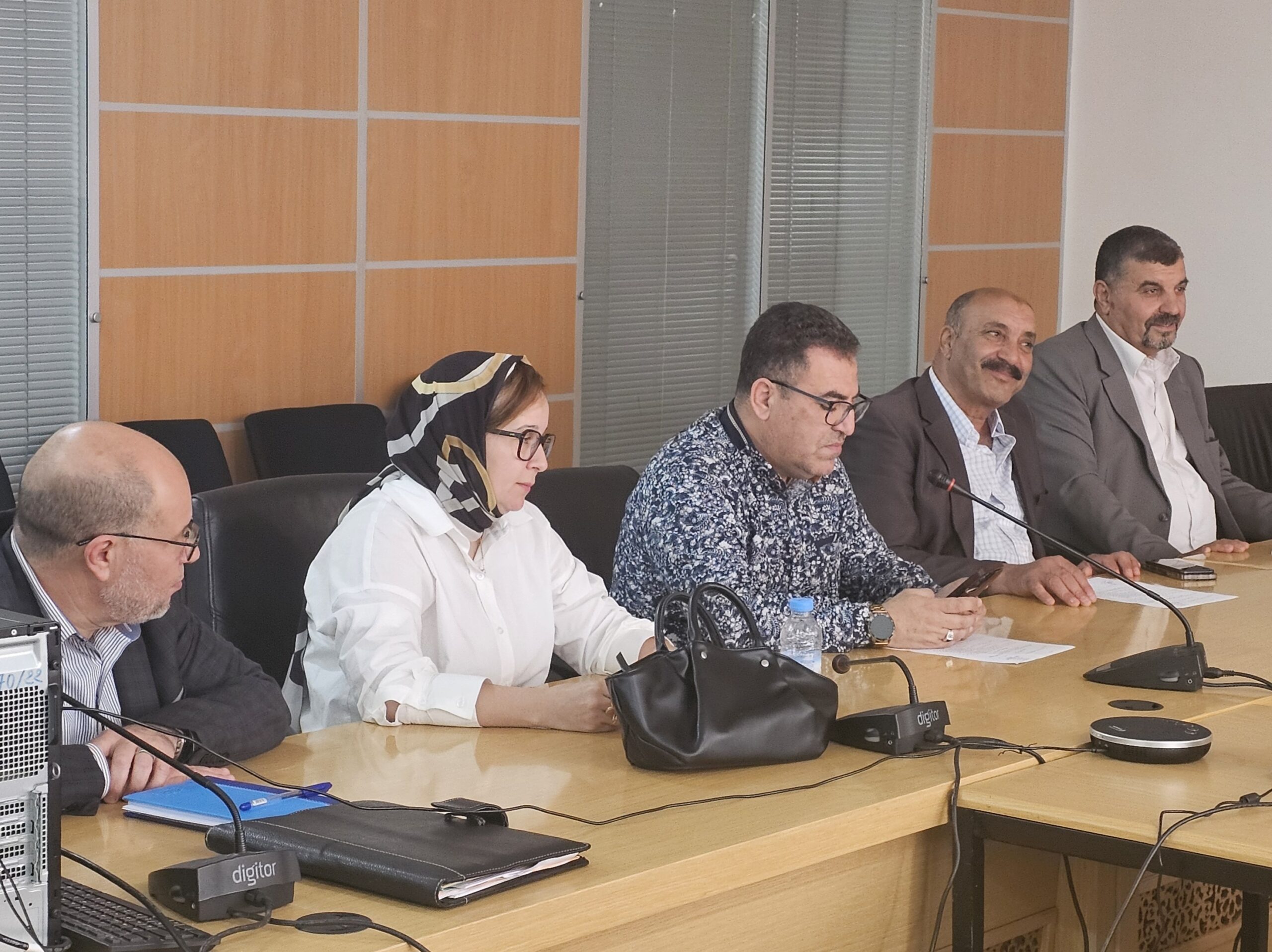 اجتماع مجلس مجموعة الجماعات الترابية برئاسة السيد عبد الرحمن سامر يناقش قضايا تنموية هامة 8 1000117022 scaled