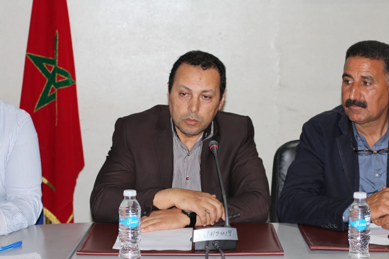 انتخاب السيد ميمون بشاري رئيسًا لجمعية "تجار بلا حدود" بالسوق النموذجي قرب المحطة الطرقية بوجدة 11 1000122043