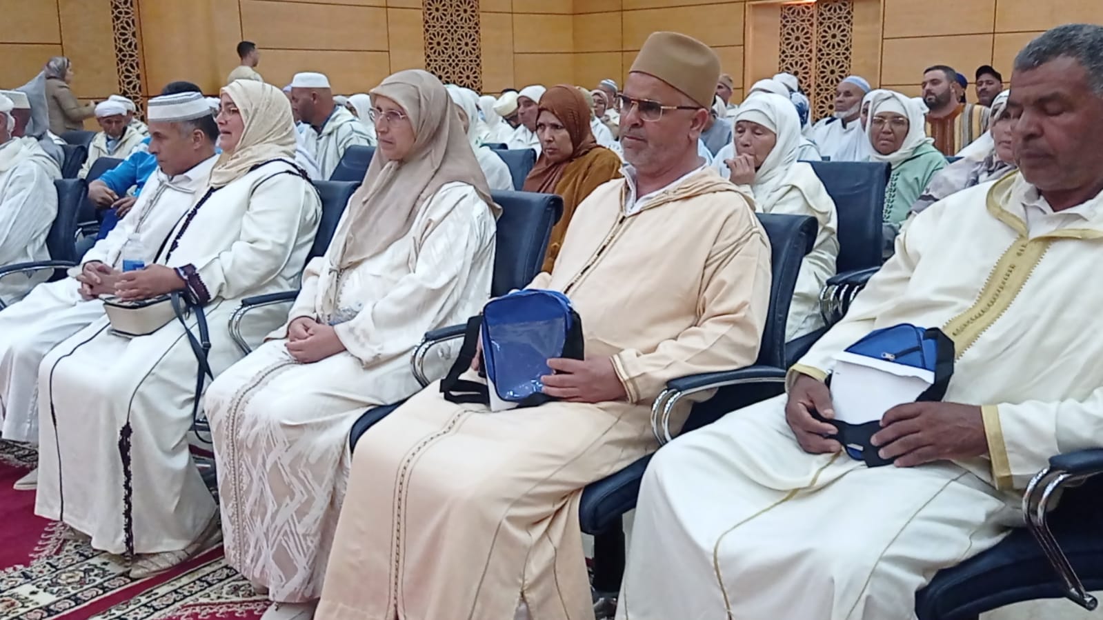 عامل إقليم جرسيف السيد عبد السلام الحتاش يترأس حفل توديع الحجاج لموسم حج 1446هـ 7 1000128695