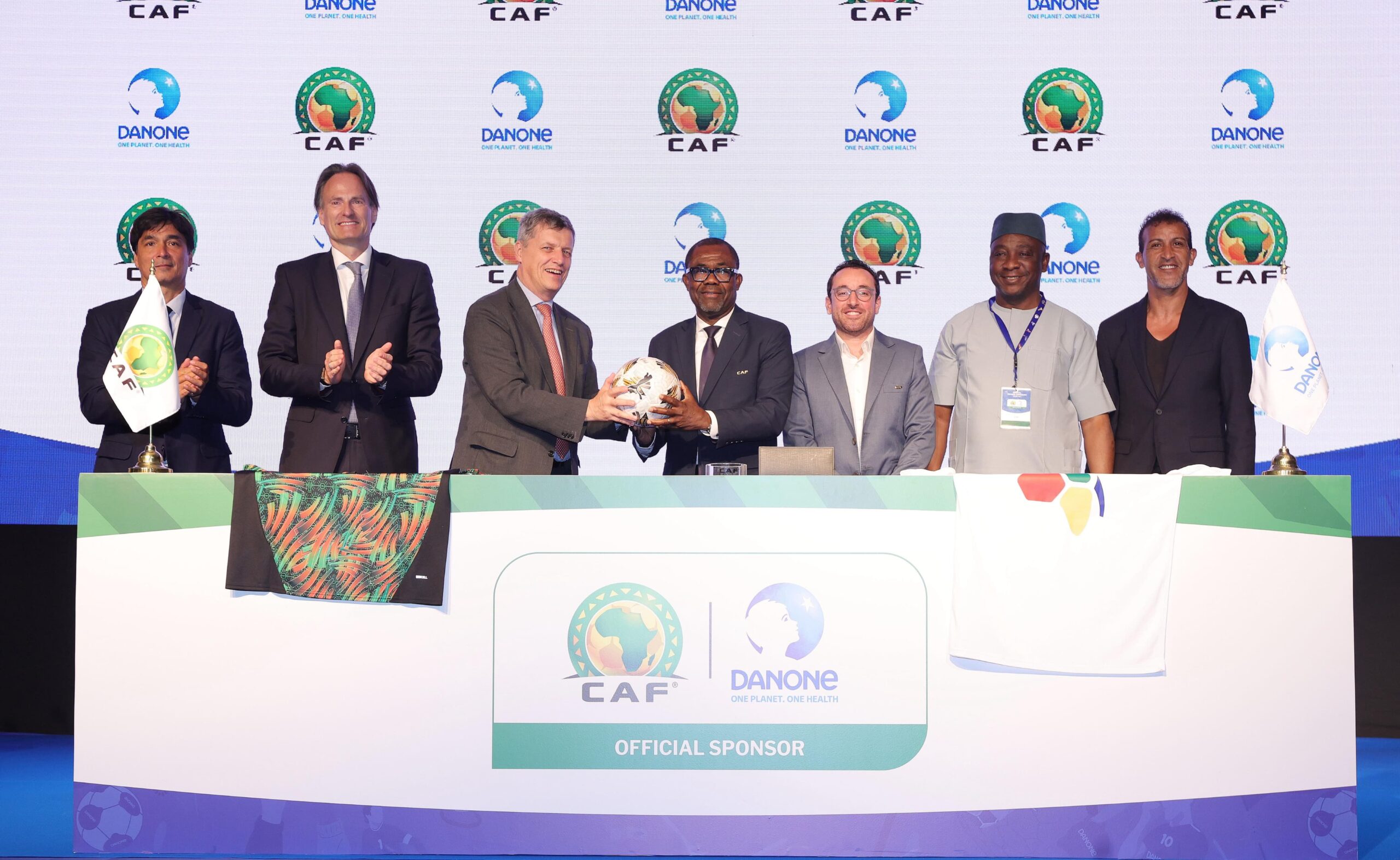 Danone devient Partenaire Officiel de la Coupe d’Afrique des Nations au Maroc 3 1000120984 scaled