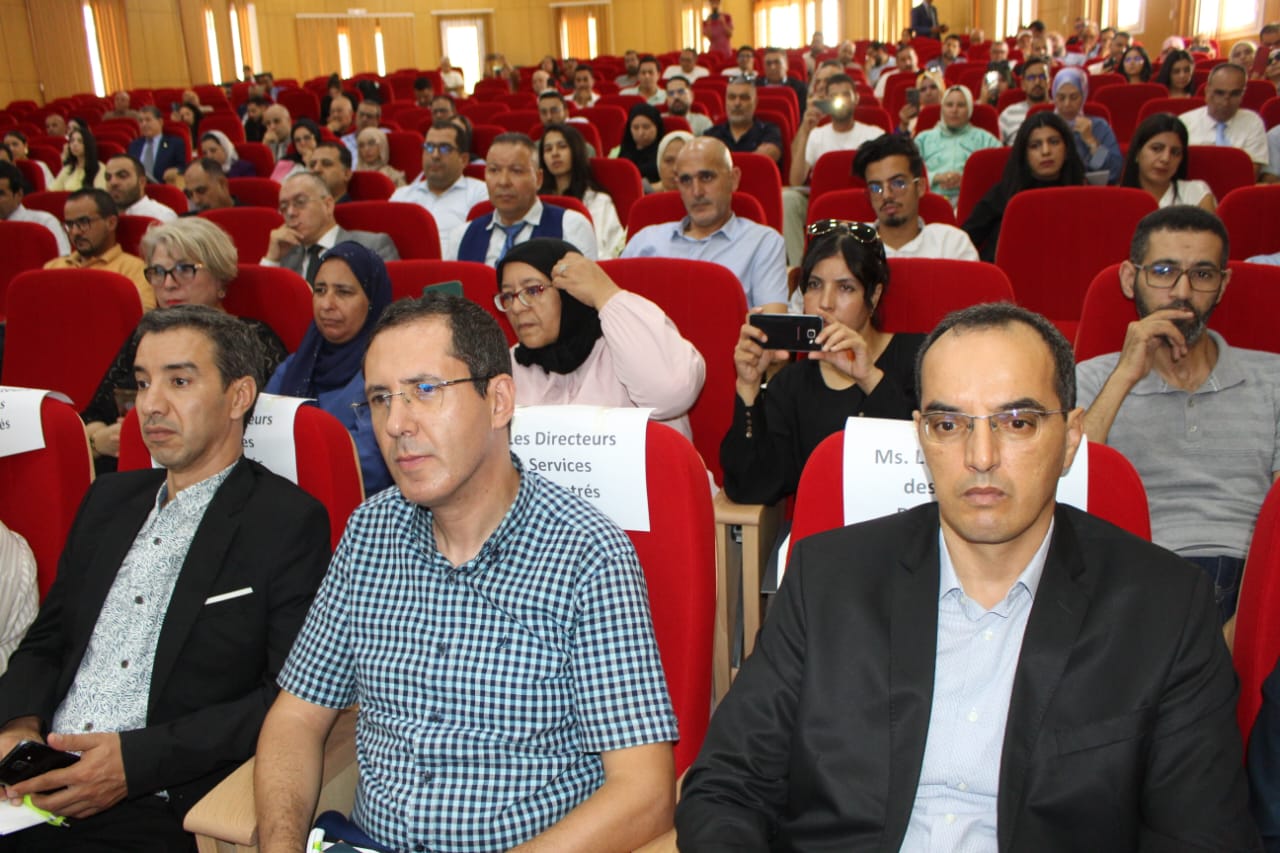 اللقاءات الجهوية التواصلية تحل بجهة الشرق لتقديم برنامج تنمية التجارة الخارجية 2025-2027 10 1000128807