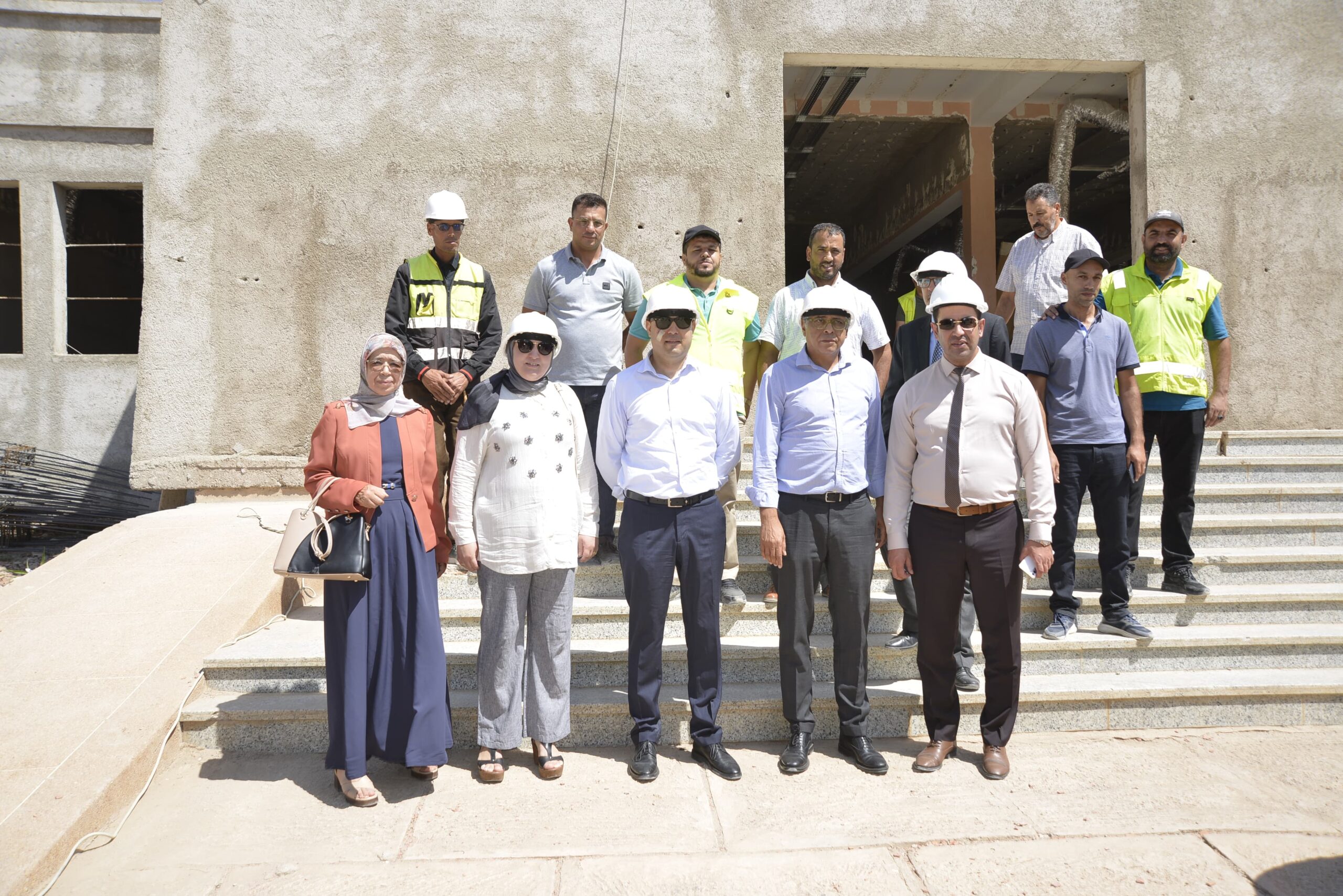 جامعة وجدة تعزز بنياتها الجامعية والرياضية بمشاريع كبرى 2 1000165125 scaled