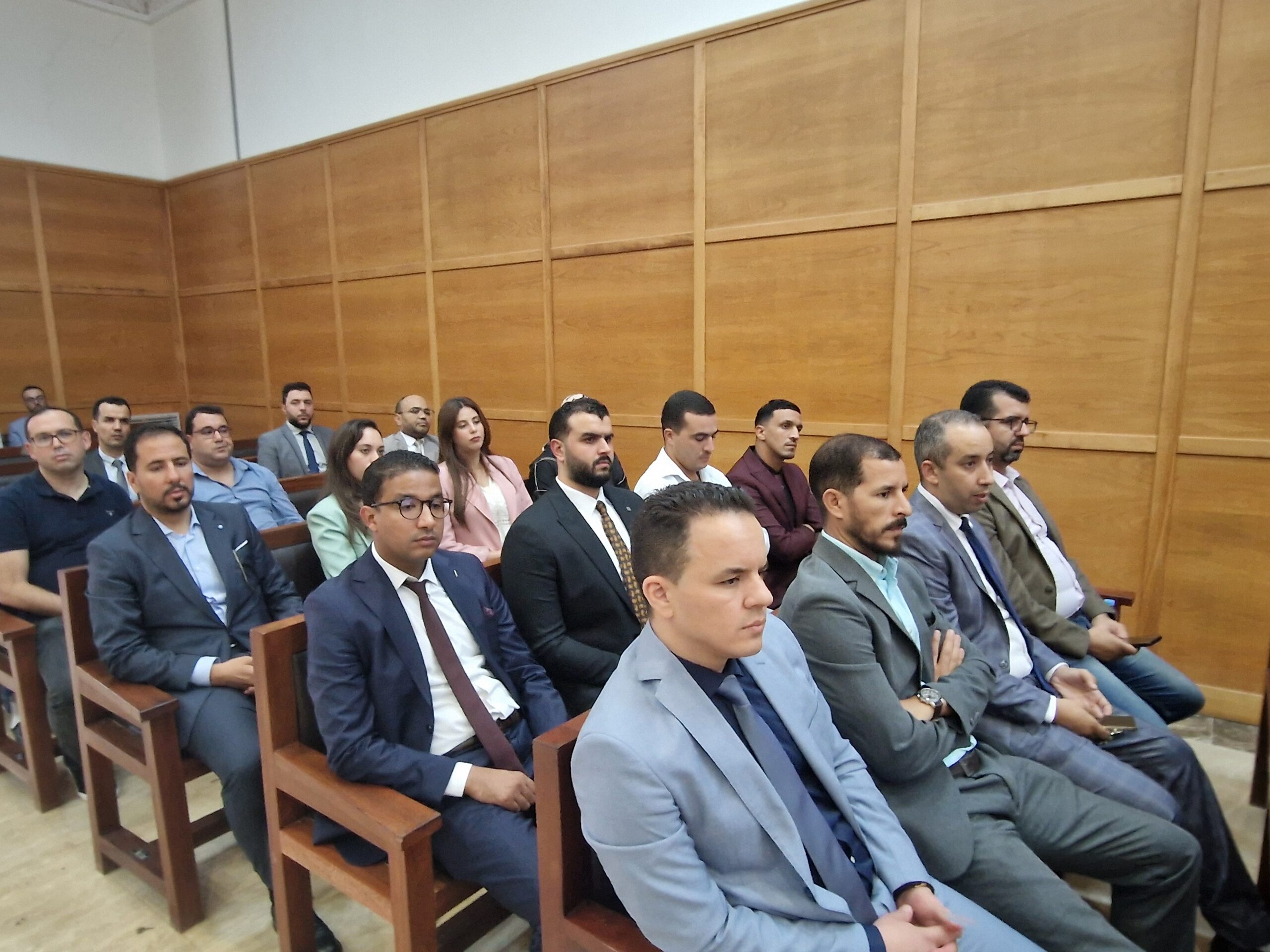 وجدة: انتخاب نصر الدين إيناو رئيسًا للمكتب الجهوي لنادي قضاة المغرب 8 1000015195 scaled