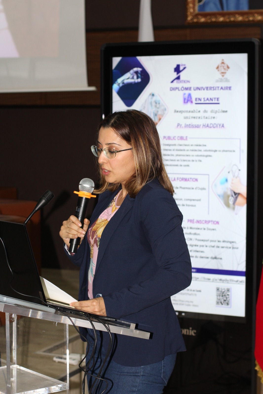 انتصار حدية تترأس ندوة “الذكاء الاصطناعي في الصحة” بجامعة محمد الأول بوجدة… تكامل أم استبدال؟ 2 1000017521