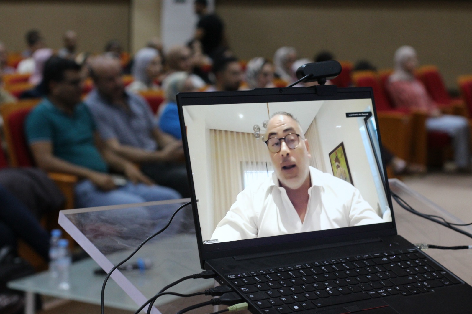 انتصار حدية تترأس ندوة “الذكاء الاصطناعي في الصحة” بجامعة محمد الأول بوجدة… تكامل أم استبدال؟ 3 1000017523