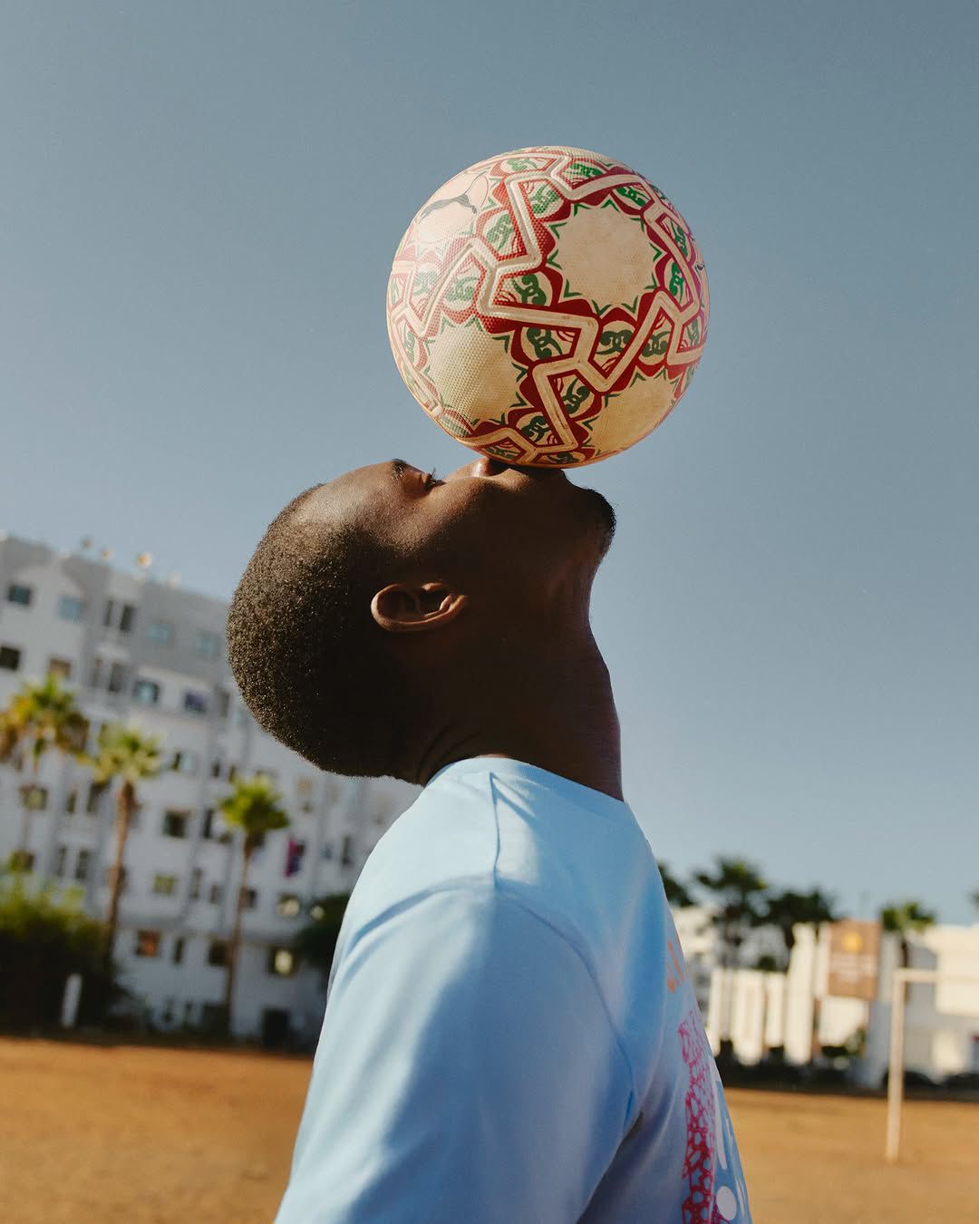 PUMA تكشف عن الكرة الرسمية “ITRI” لكأس أمم إفريقيا المغرب 2025: تصميم مستوحى من الزليج المغربي 3 1000022522