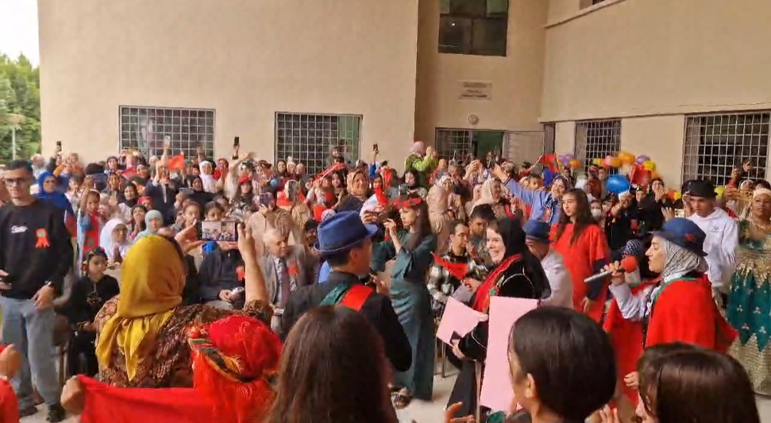 جمعية الانطلاقة النسائية بوجدة تحتفي بالذكرى الخمسين للمسيرة الخضراء المظفرة بحفل متميز بمركز السلام 2 1000023281