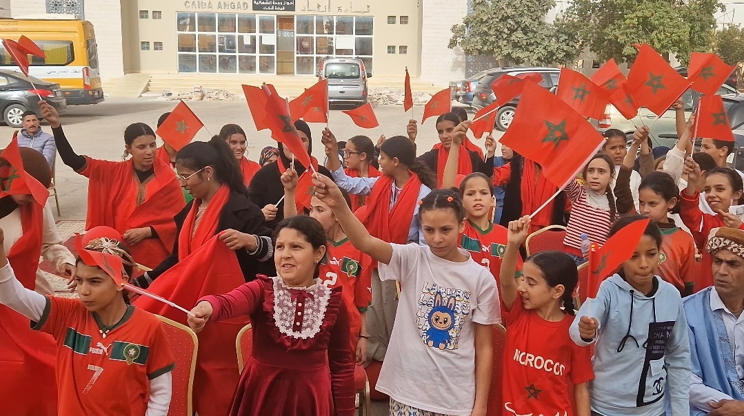 جمعية الوفاء للتنمية الاجتماعية تحتفل بالذكرى الخمسين للمسيرة الخضراء المظفرة بالنقطة الحدودية لجماعة أهل أنكاد 14 1000023550