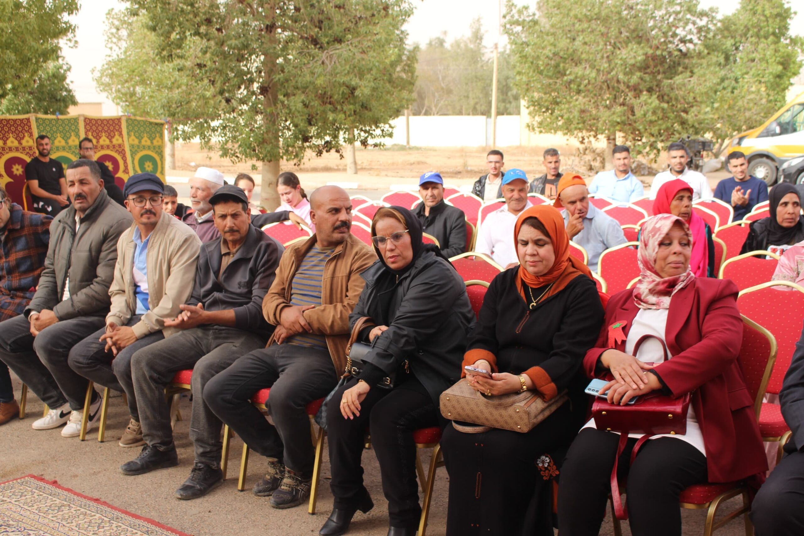 جمعية الوفاء للتنمية الاجتماعية تحتفل بالذكرى الخمسين للمسيرة الخضراء المظفرة بالنقطة الحدودية لجماعة أهل أنكاد 3 1000023627 scaled
