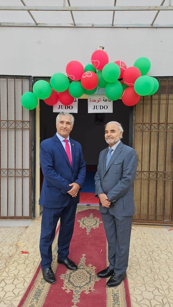 احتفاءٌ بالوفاء والوطنية… الجمعية العائلية لمتقاعدي الشرطة تُخلّد الذكرى الخمسين للمسيرة الخضراء 5 1000190974