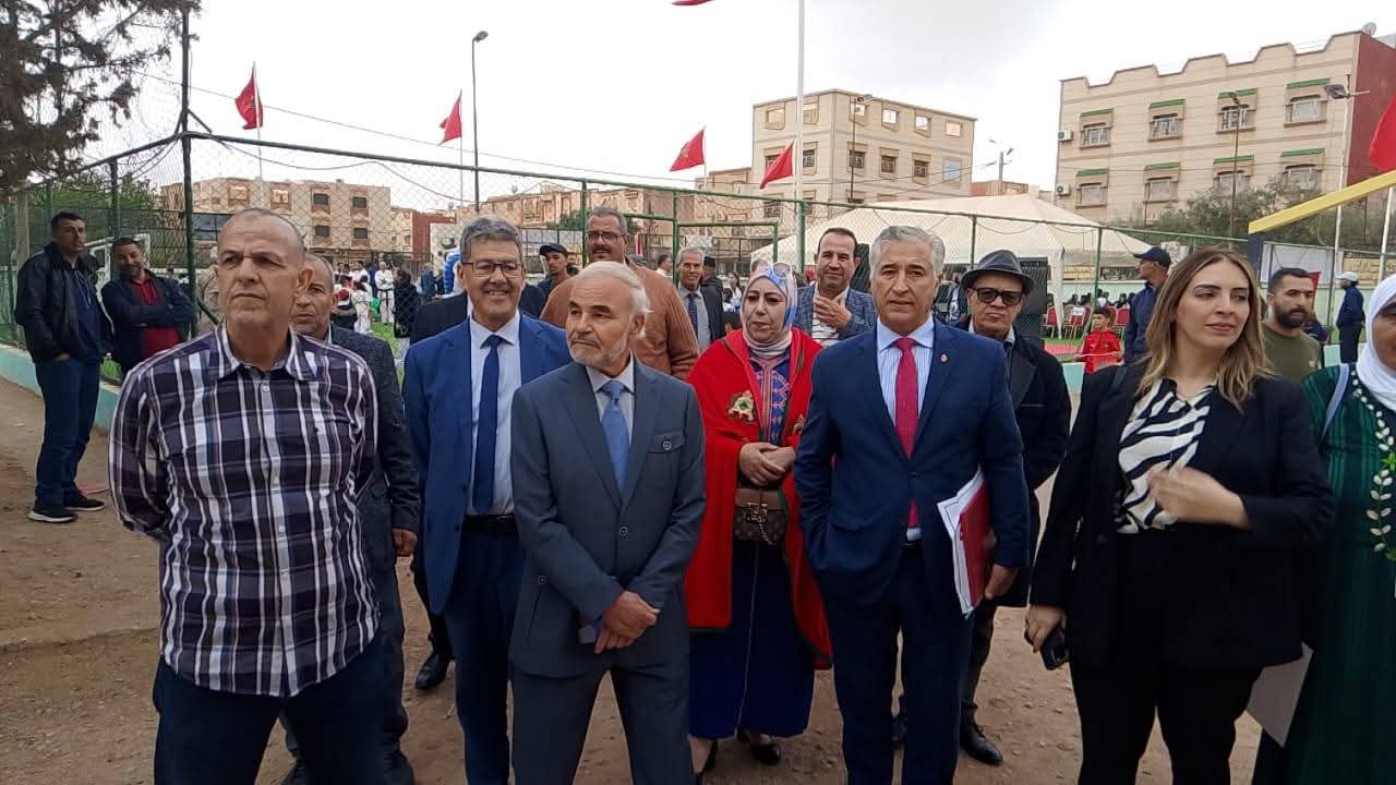 احتفاءٌ بالوفاء والوطنية… الجمعية العائلية لمتقاعدي الشرطة تُخلّد الذكرى الخمسين للمسيرة الخضراء 3 1000190980