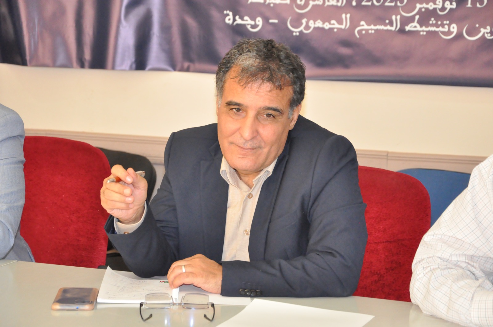 بحضور محتات الرقاص… الفيدرالية المغربية لناشري الصحف بجهة الشرق تجدد الثقة في عبد العالي الجابري رئيساً للفرع 11 1000194069