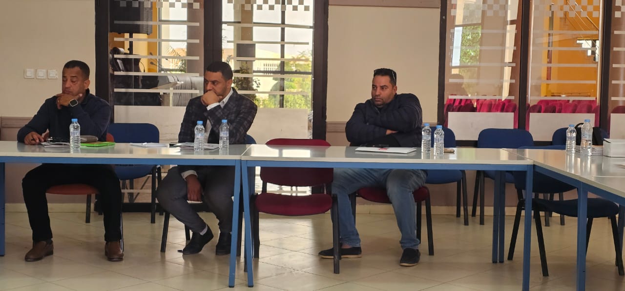 بحضور محتات الرقاص… الفيدرالية المغربية لناشري الصحف بجهة الشرق تجدد الثقة في عبد العالي الجابري رئيساً للفرع 12 1000194085