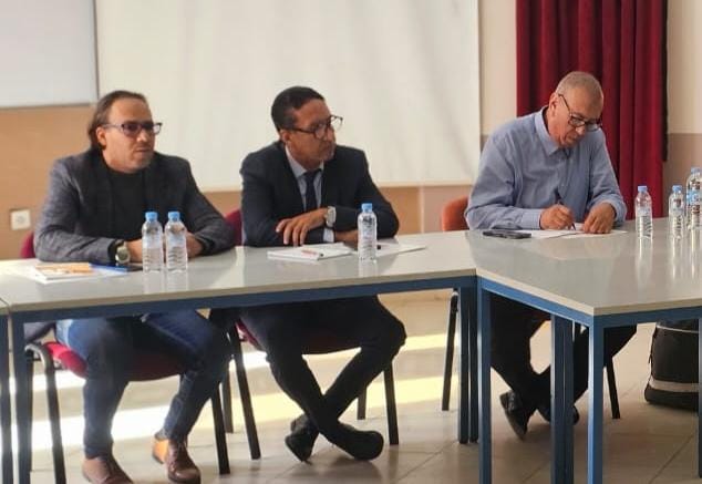 بحضور محتات الرقاص… الفيدرالية المغربية لناشري الصحف بجهة الشرق تجدد الثقة في عبد العالي الجابري رئيساً للفرع 8 1000194134