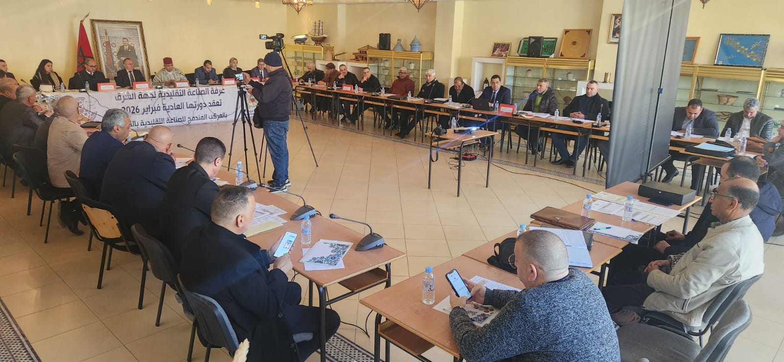 غرفة الصناعة التقليدية لجهة الشرق تعقد دورة فبراير 2026 بالناظور وتناقش ملفات استراتيجية تهم الصناع التقليديين 4 1000234932