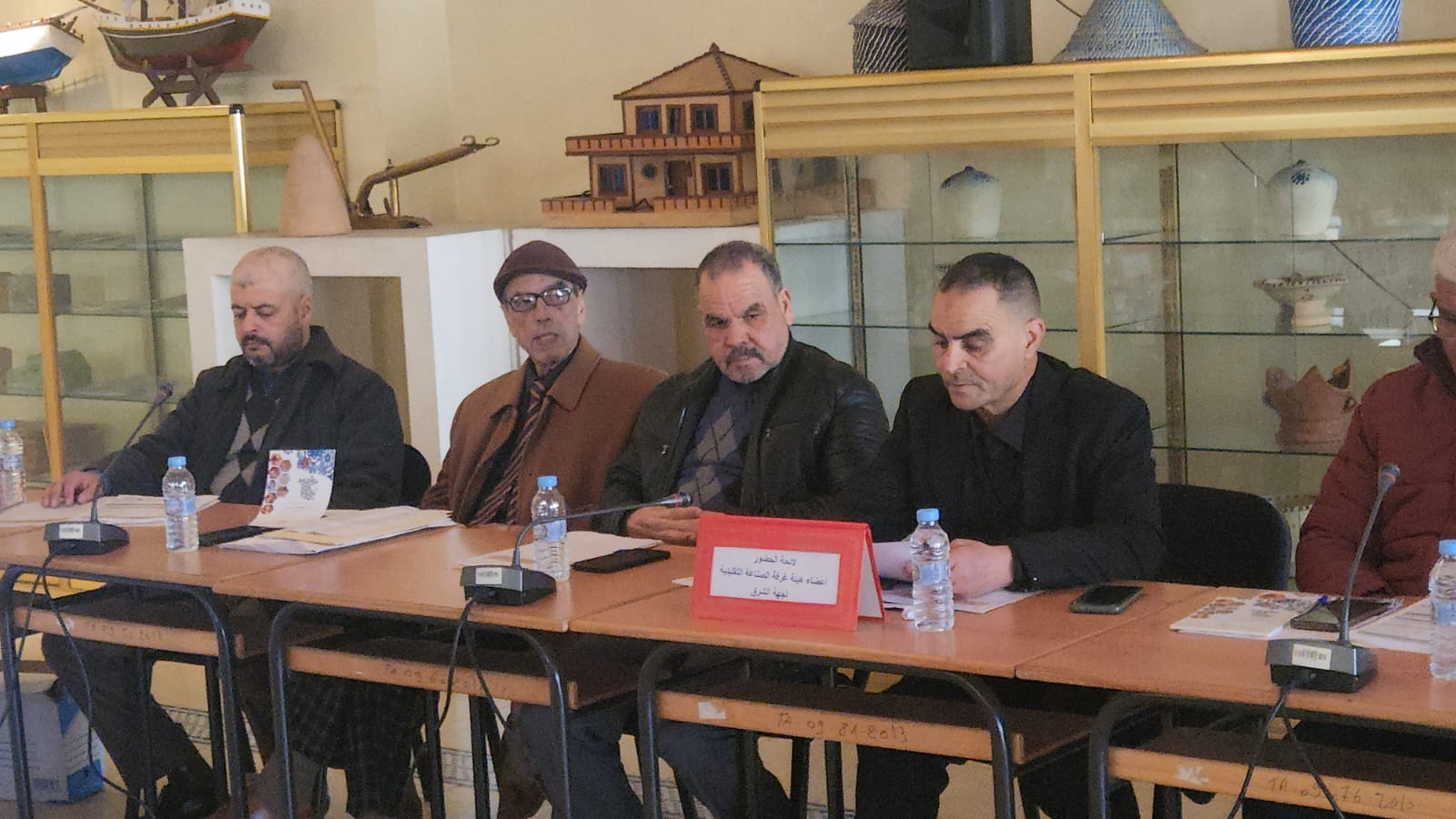 غرفة الصناعة التقليدية لجهة الشرق تعقد دورة فبراير 2026 بالناظور وتناقش ملفات استراتيجية تهم الصناع التقليديين 2 1000234950