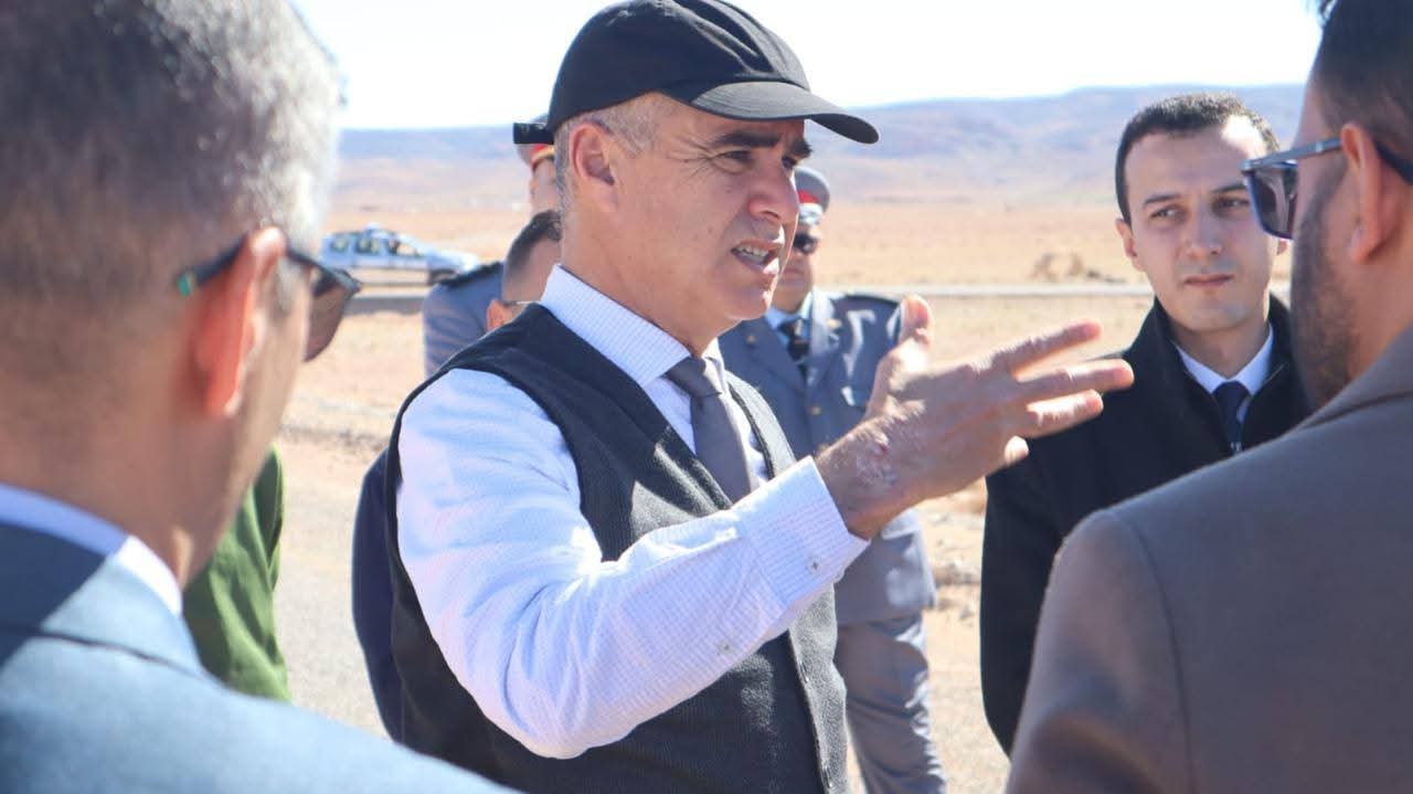 عامل إقليم جرسيف يتفقد أوراشاً تنموية بجماعة صاكة ويؤكد تسريع وتيرة الإنجاز 6 1000235099