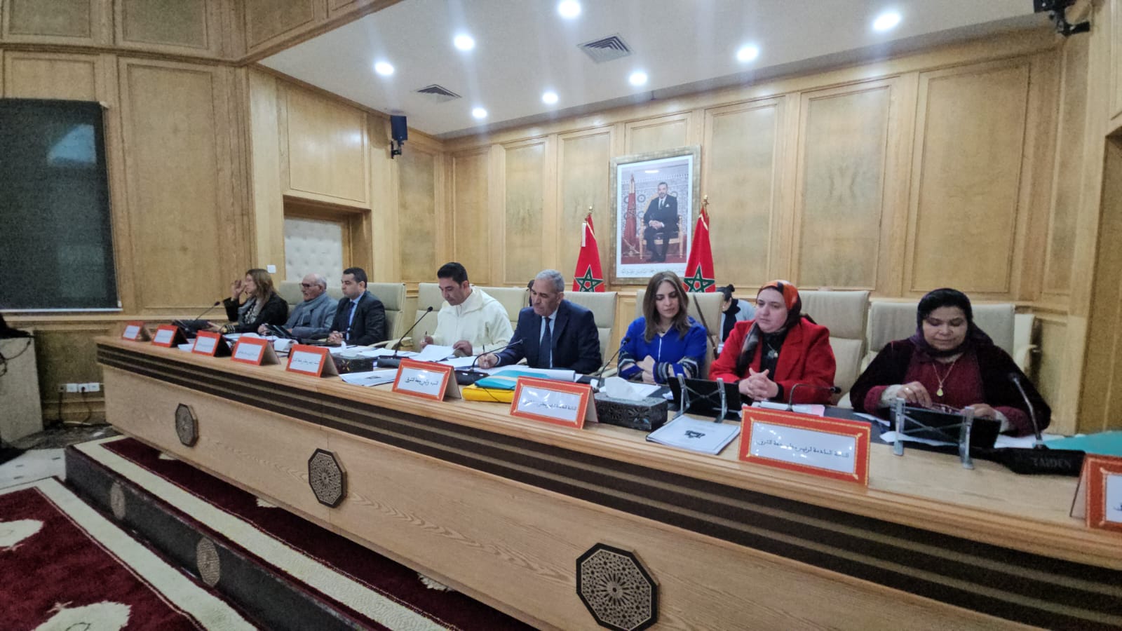 بوعرورو يقود دورة مارس لمجلس جهة الشرق نحو إجماع تنموي شامل 6 1000239939