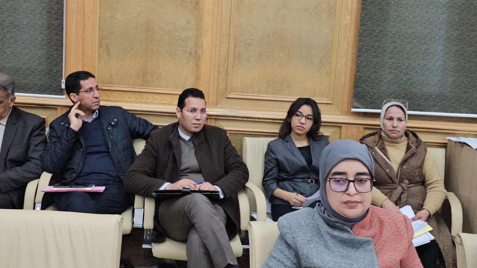بوعرورو يقود دورة مارس لمجلس جهة الشرق نحو إجماع تنموي شامل 9 1000240028
