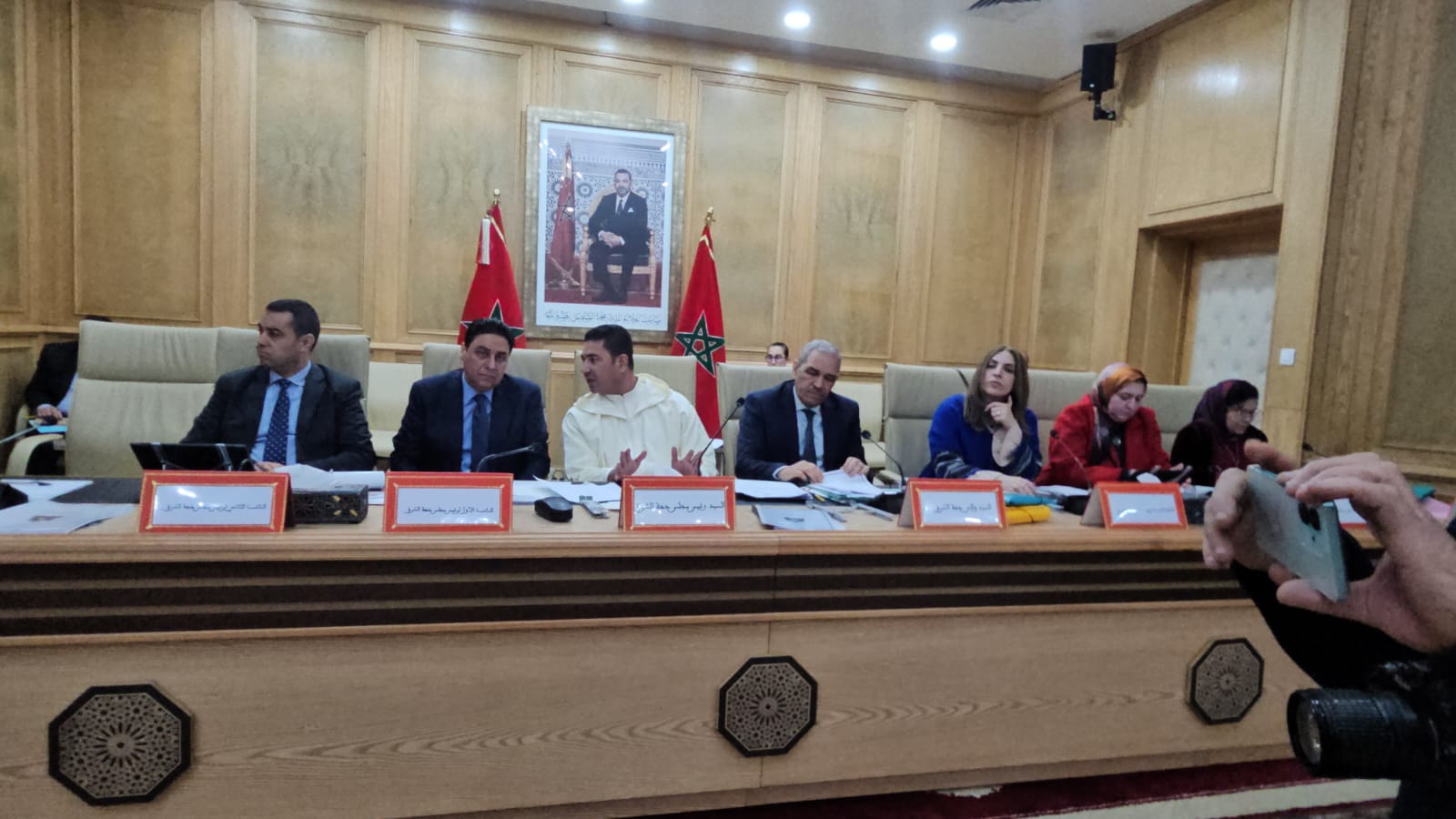 بوعرورو يقود دورة مارس لمجلس جهة الشرق نحو إجماع تنموي شامل 15 1000240029