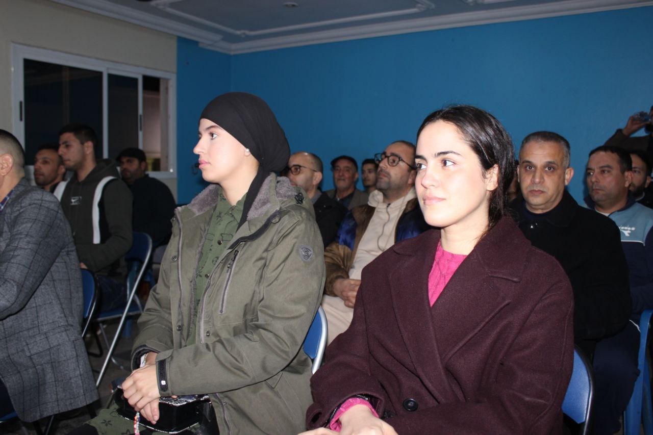 الشبيبة الاشتراكية بالناظور تفتح نقاشًا فكريًا حول تحديات التنمية الاجتماعية والمجالية 4 1000241175