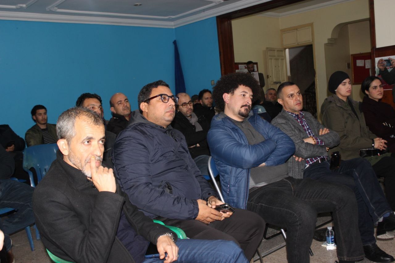 الشبيبة الاشتراكية بالناظور تفتح نقاشًا فكريًا حول تحديات التنمية الاجتماعية والمجالية 2 1000241177