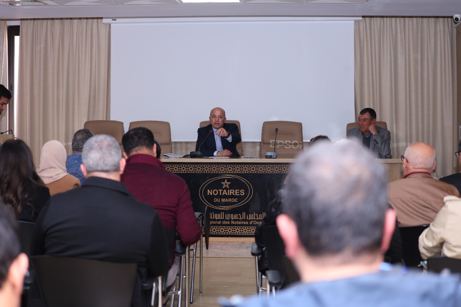 وجدة تحتضن لقاءً علمياً حول تقييد الوكالات وتعزيز الأمن التعاقدي في ظل التحول الرقمي 4 1000259595