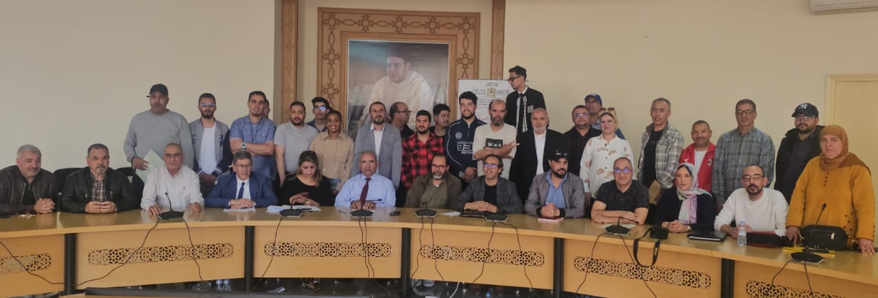 علال المرضي على رأس الهيئة الحرفية الإقليمية لخدمات التصوير والطبع والخط بعمالة وجدة أنكاد 8 1000296607