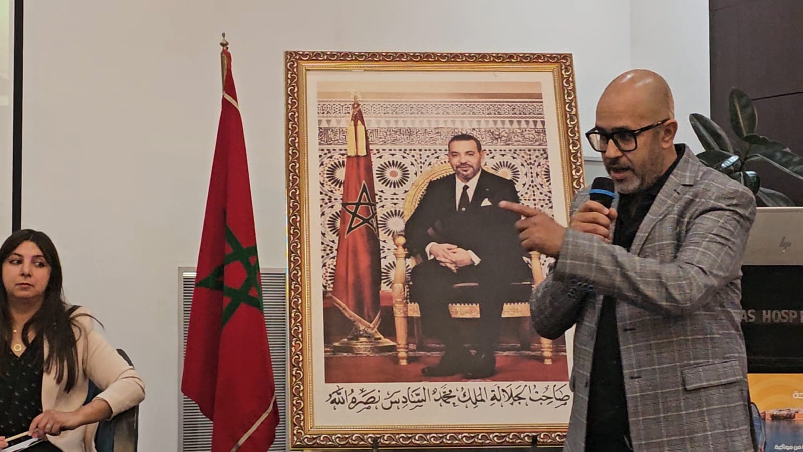 وجدة احتضنت ندوة تحسيسية وإعلامية للتعريف ببرنامج “GO SIYAHA” لدعم القطاع السياحي 12 1000297895