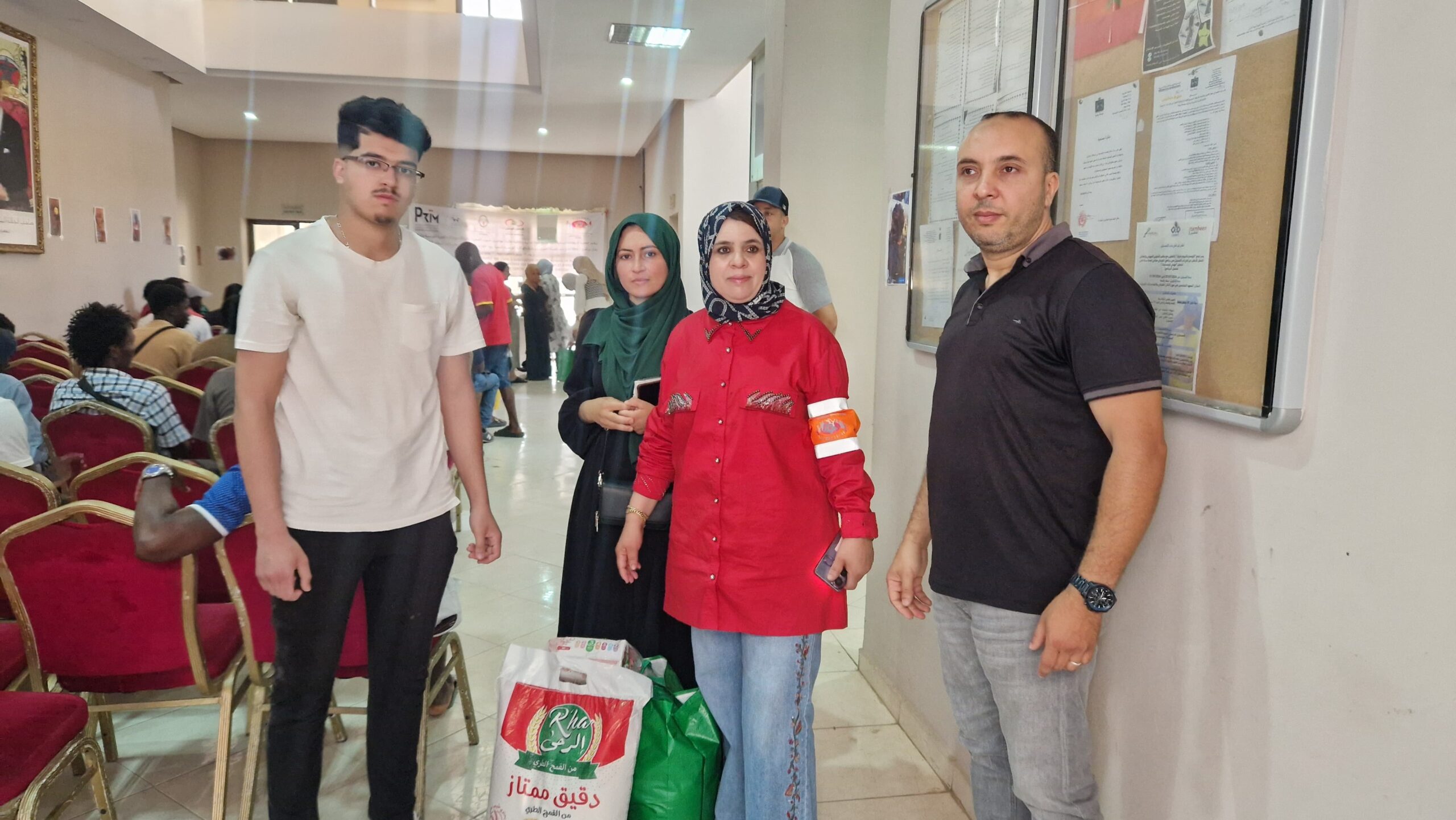 جمعية الانطلاقة النسائية توزع مساعدات غذائية وصحية على أزيد من 365 مهاجراً بوجدة 5 1000309642 scaled