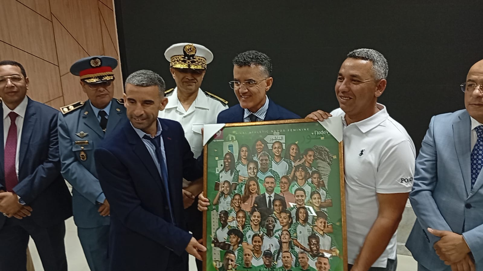 عامل إقليم الناظور يكرّم الهلال النسوي بعد صعوده التاريخي إلى القسم الاحترافي الأول 4 1000311869