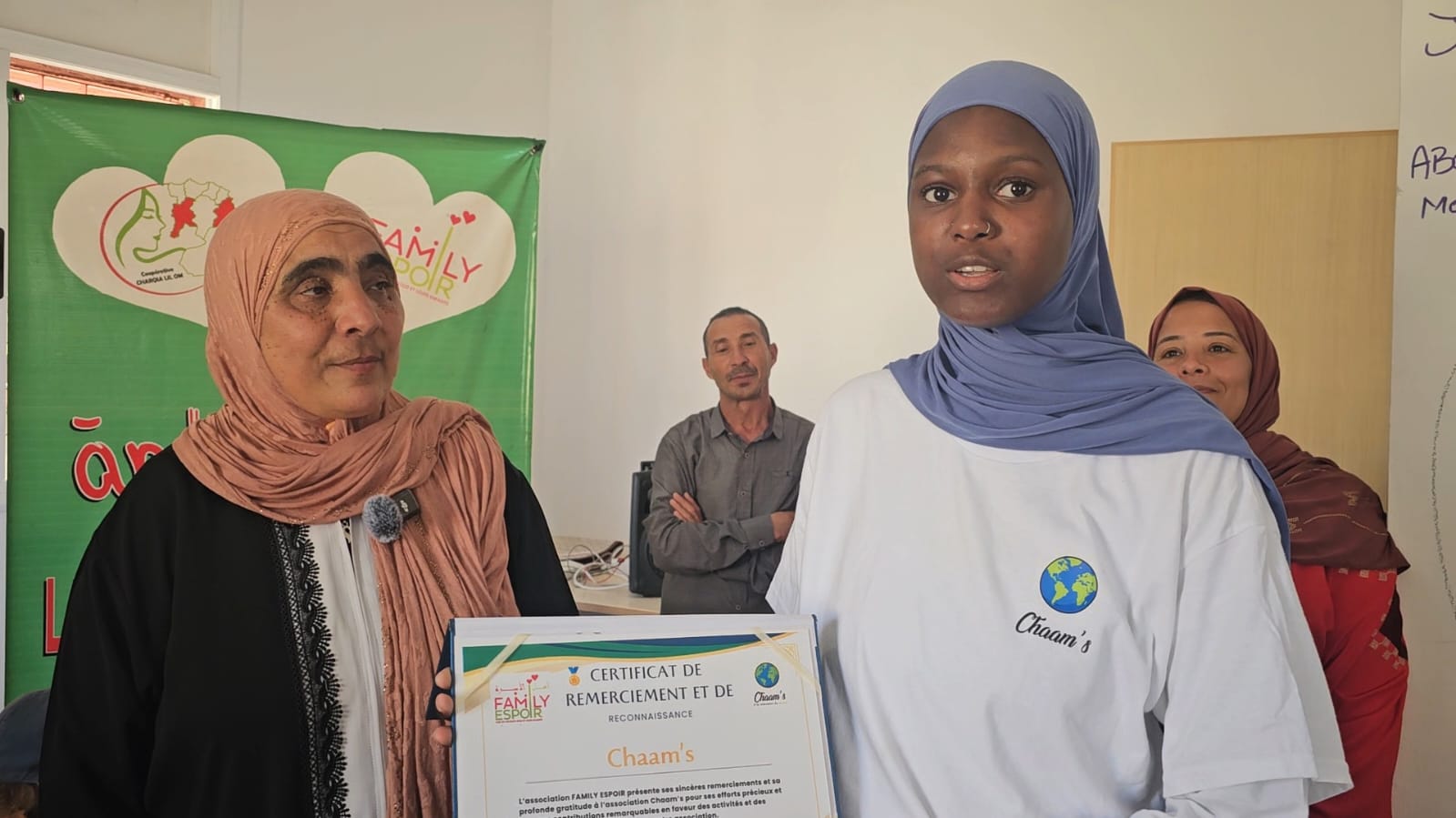 Oujda : L’Association Family Espoir accueille une délégation de l’Association française Chams et inaugure la Coopérative Al Karama du lait et ses dérivés 17 1000761565