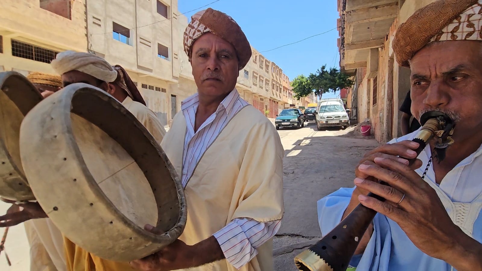Oujda : L’Association Family Espoir accueille une délégation de l’Association française Chams et inaugure la Coopérative Al Karama du lait et ses dérivés 7 1000761579