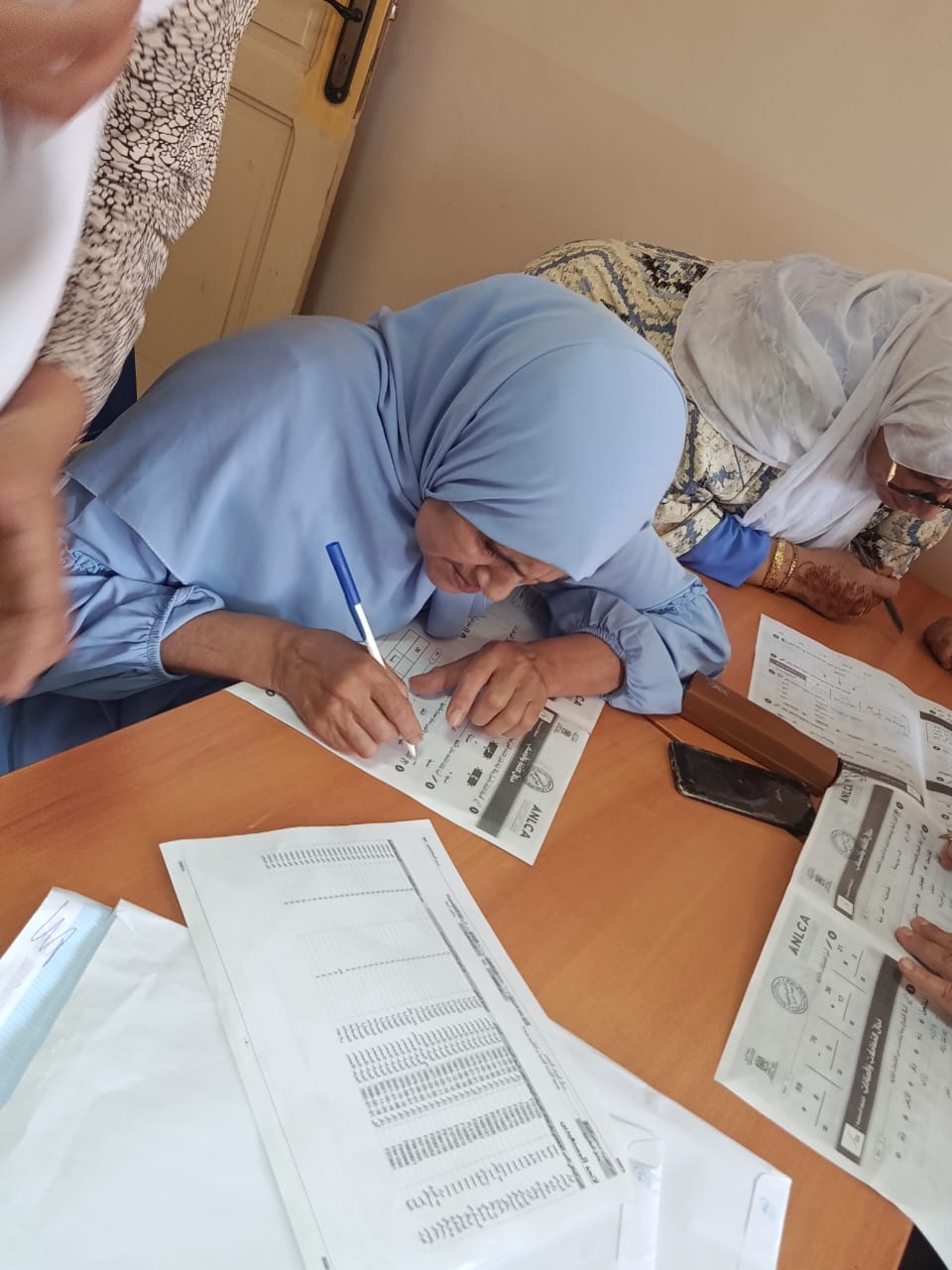 جهة الشرق تحتضن انطلاق الامتحان الإشهادي لبرامج محاربة الأمية برسم الموسم القرائي 2025-2026 14 1000335872
