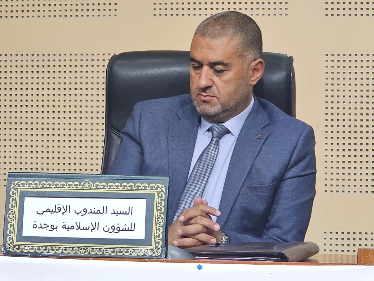 امحمد العطفاوي يترأس بوجدة مراسيم تخليد الذكرى الـ73 لانتفاضة 16 غشت 10 IMG 20260817 WA0032