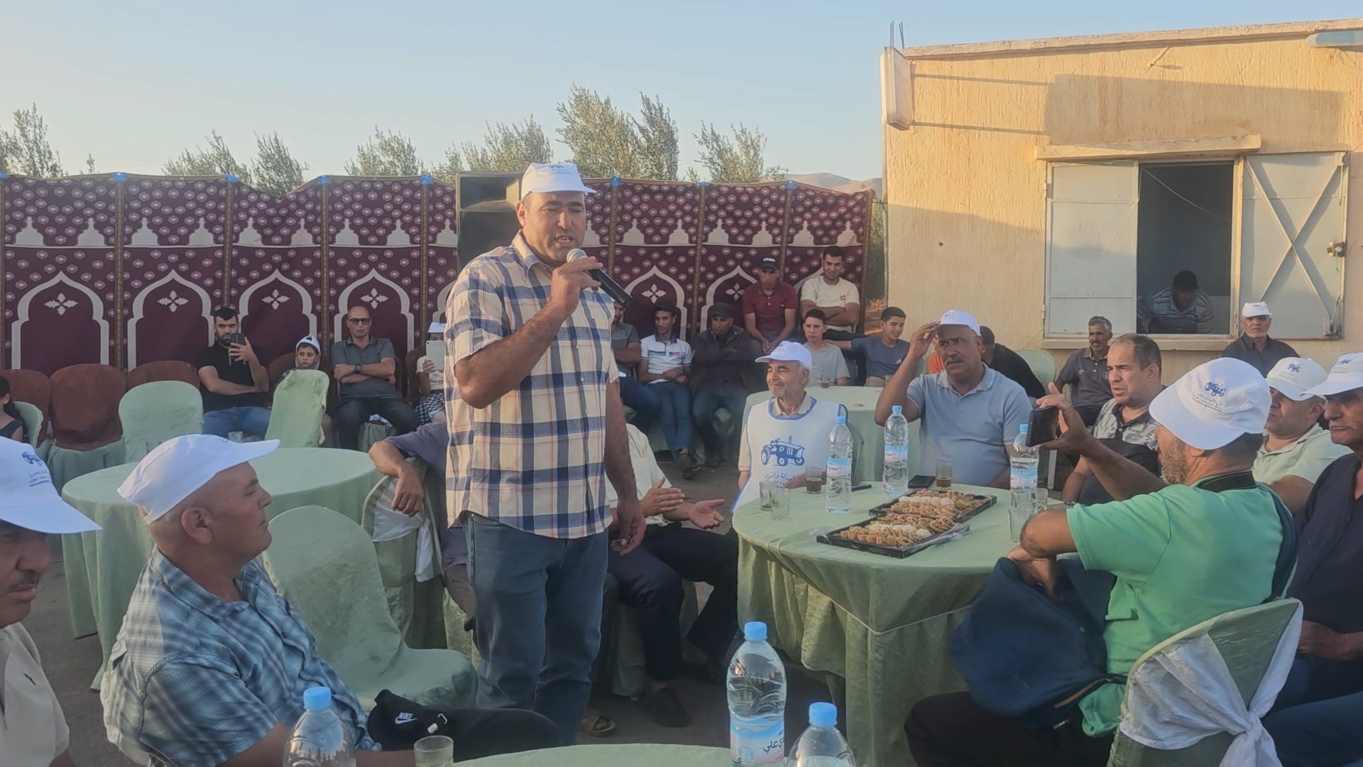 البصارة ترسل رسائل قوية في محطة انتخابية.. عبد القادر حناش يستحضر حصيلة الجماعة ويدعو للتصويت لعبد القادر حظوريالبصارة 10 1000993098