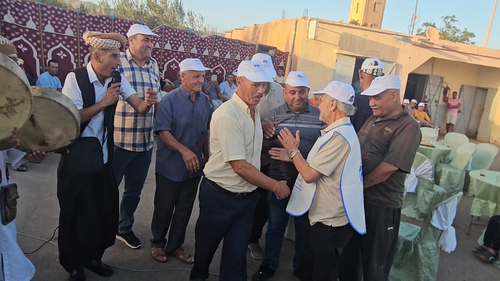 البصارة ترسل رسائل قوية في محطة انتخابية.. عبد القادر حناش يستحضر حصيلة الجماعة ويدعو للتصويت لعبد القادر حظوريالبصارة 4 1000993102