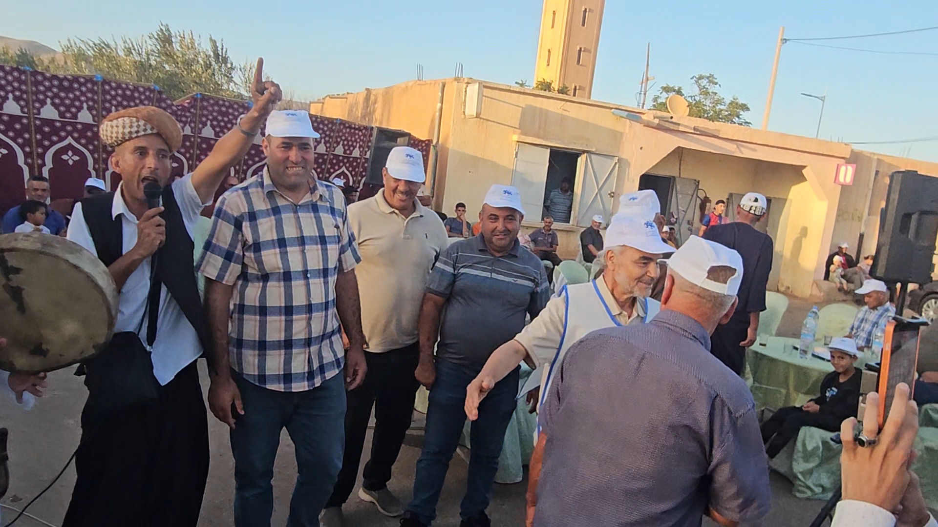 البصارة ترسل رسائل قوية في محطة انتخابية.. عبد القادر حناش يستحضر حصيلة الجماعة ويدعو للتصويت لعبد القادر حظوريالبصارة 3 1000993103