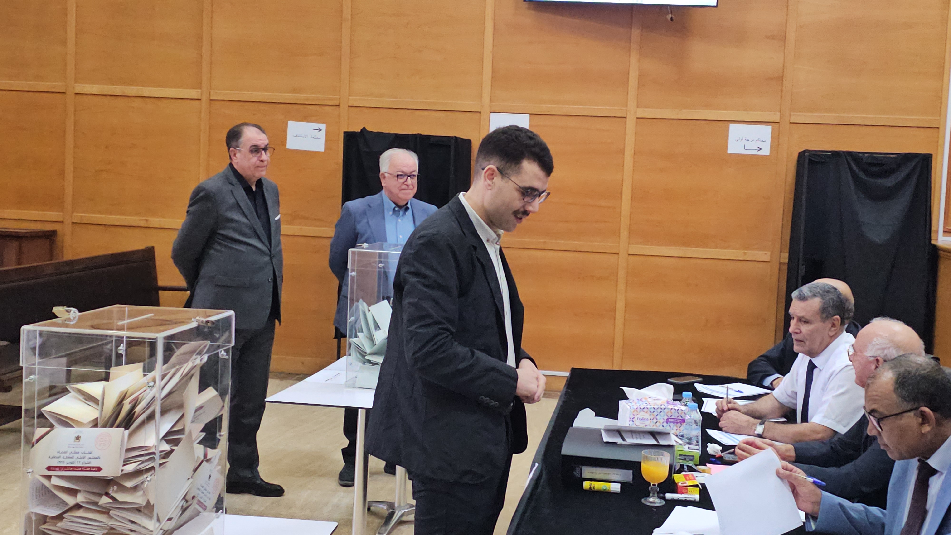 محكمة الاستئناف بوجدة تحتضن انتخابات ممثلي القضاة بالمجلس الأعلى للسلطة القضائية 5 1001062601